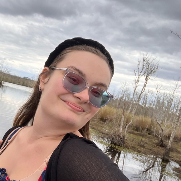 Meet your Posher, Darby - Picture 4 of 4